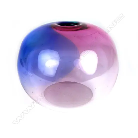 A Garry Nash squat spherical glass vase