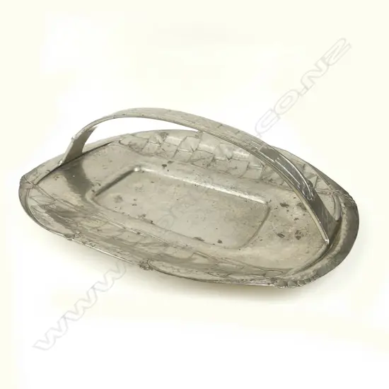 A Tudric Art Nouveau pewter oval basket