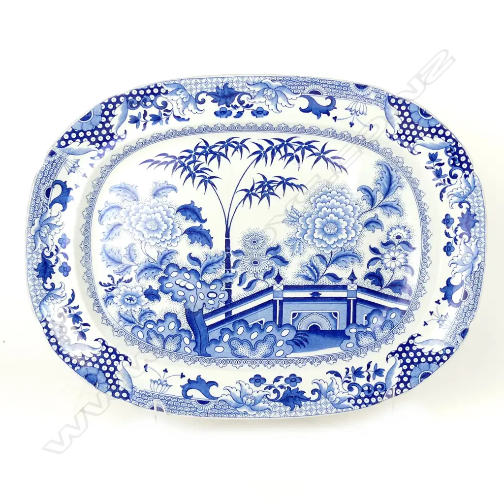 A 19thC Davenport ashet Image 1++