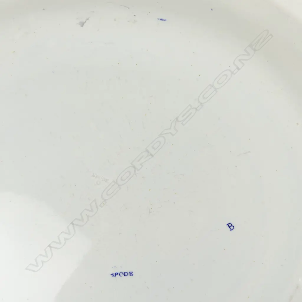 A 19thC Spode tureen stand Image 1++