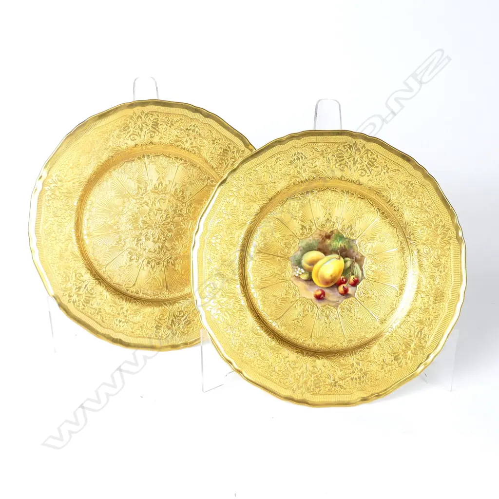 Two Royal Worcester cabinet plates Image 1++