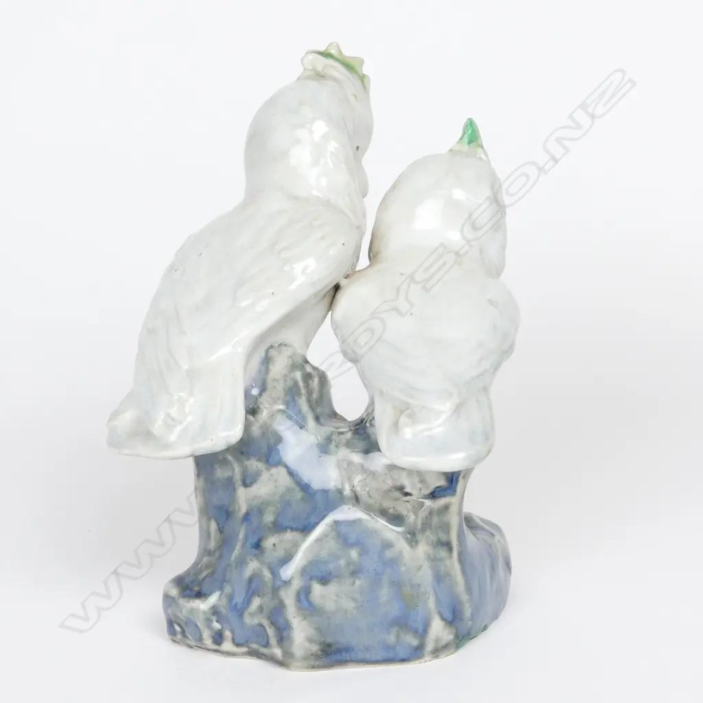 Royal Doulton figure group of a pair of cockatoos by Leslie Harradine Image 1++