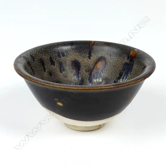 An Oriental Song style tea bowl