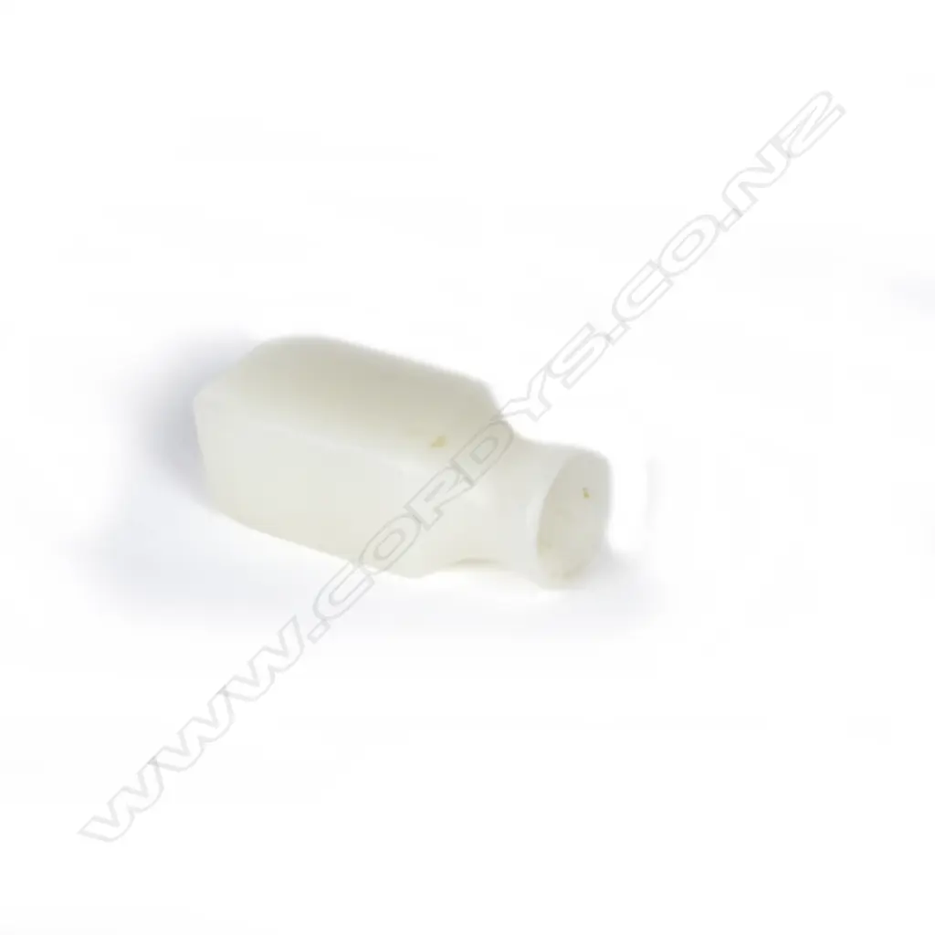 A miniature Chinese white jade square section vase/perfume bottle Image 1++