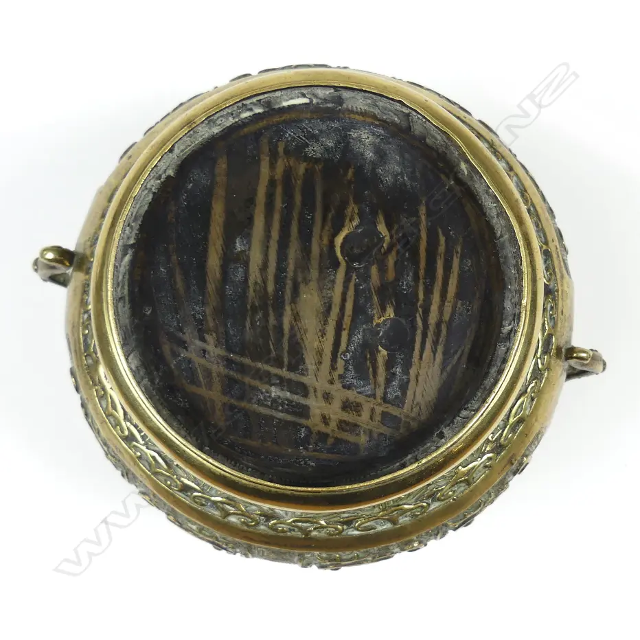 A Chinese bronze censer Image 1++