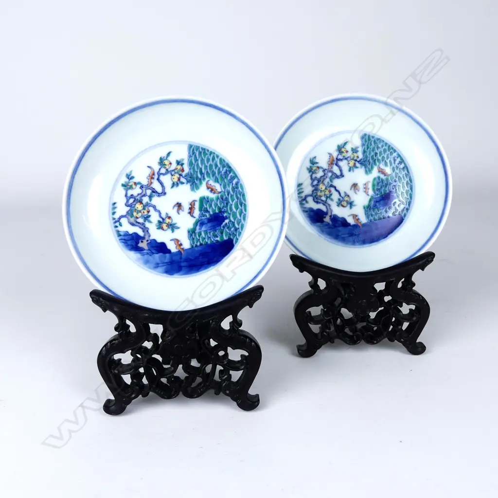 A pair of Chinese ducai saucer dishes Image 1++