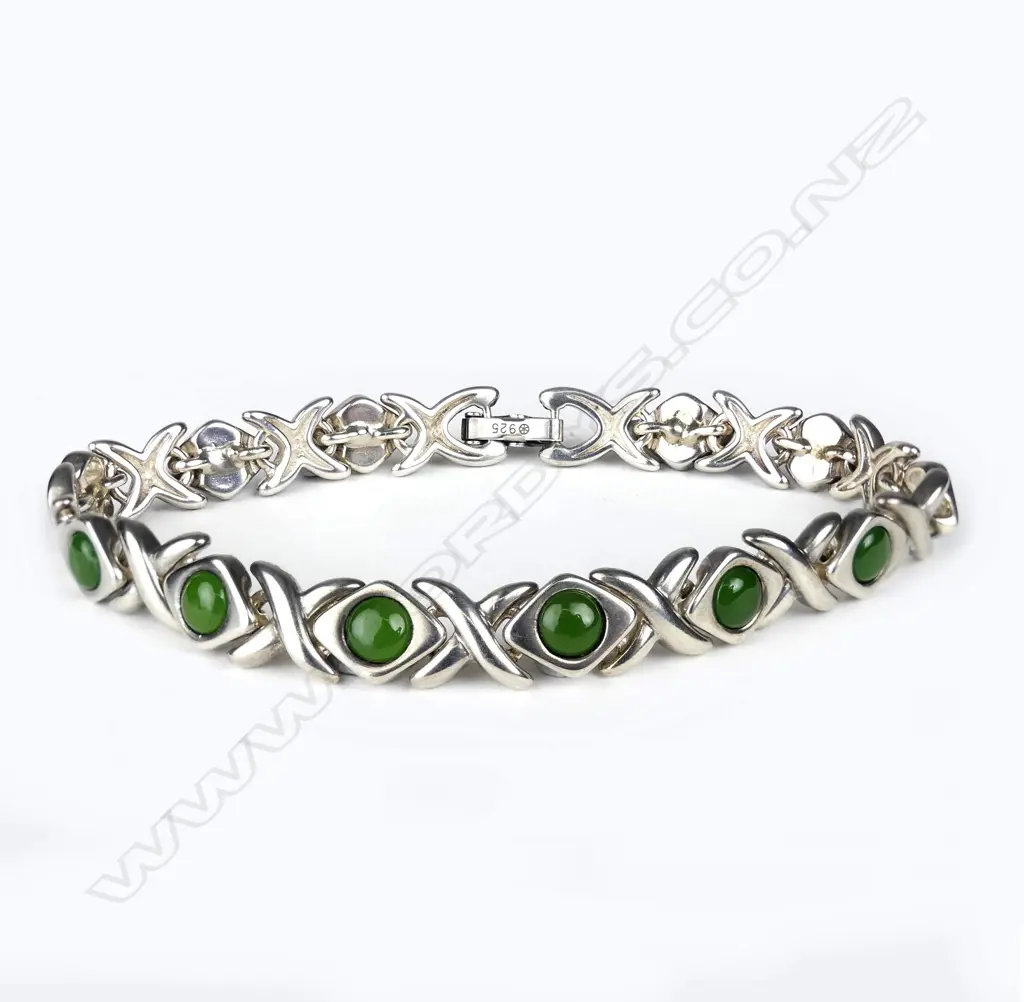 A retro NZ silver and pounamu bracelet Image 1++