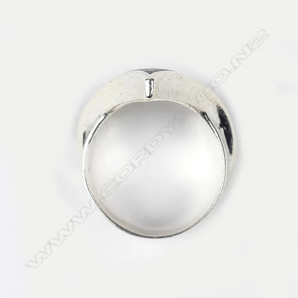 Ida Hudig 1970s silver and paua ring Image 1++