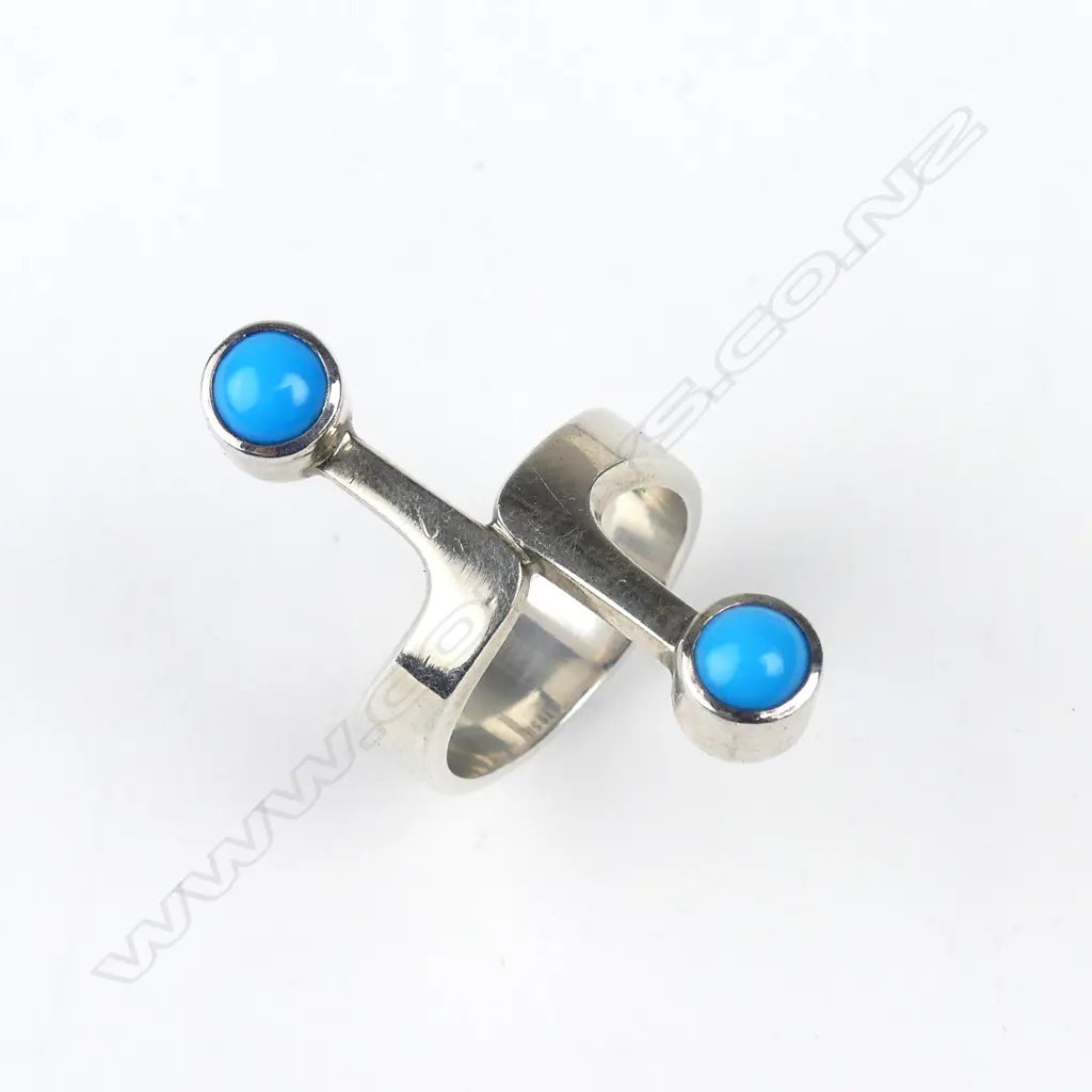 A vintage Jens Hansen c.1970 turquoise and silver designer ring Image 1++