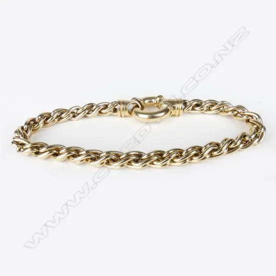 A 9ct gold chain bracelet