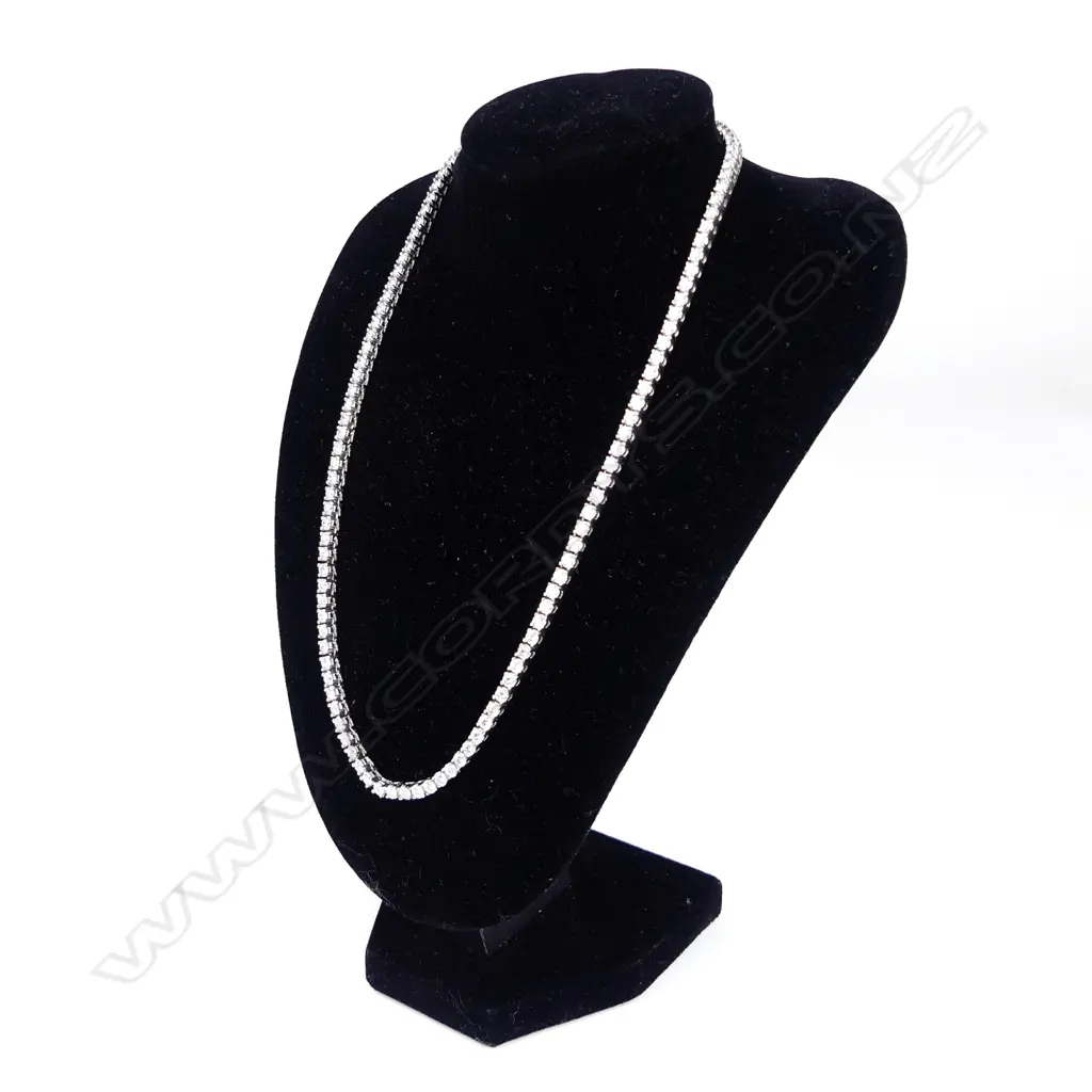 A modern 18ct. white gold and diamond Rivière necklace Image 1++