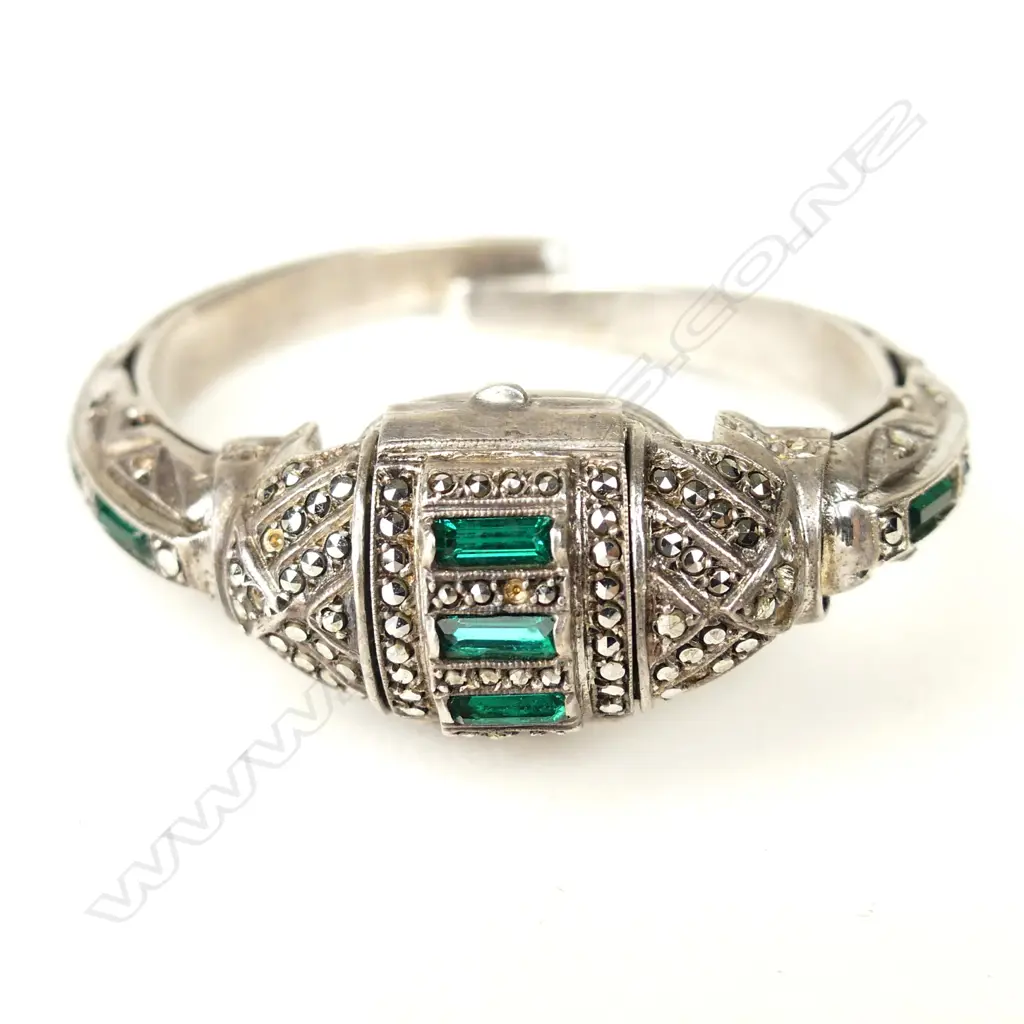 An Art Deco .935 silver cocktail wristwatch Image 1++