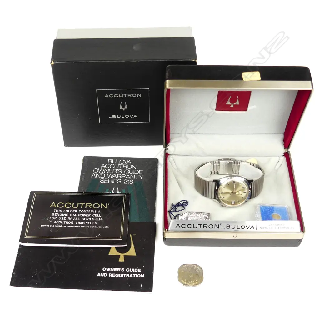 A Bulova Accutron gent's wristwatch Image 1++