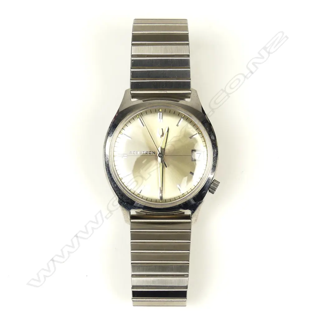 A Bulova Accutron gent's wristwatch Image 1++