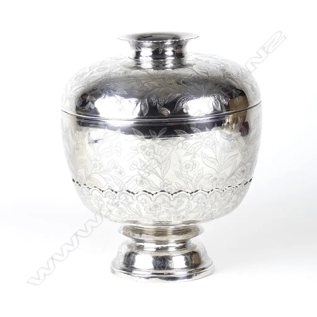 An antique Thai silver covered bowl on stand Image 1++