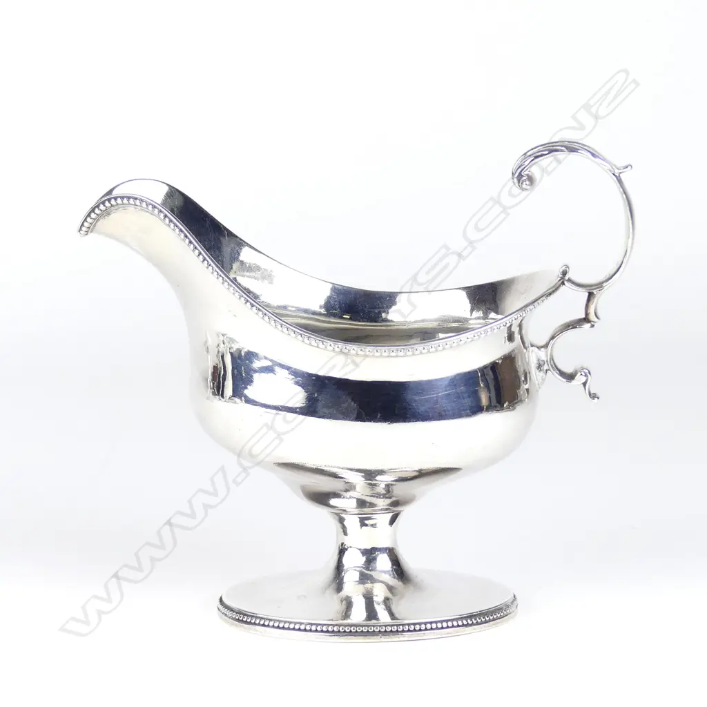 A good George III fat bellied pedestal sauce boat Image 1++