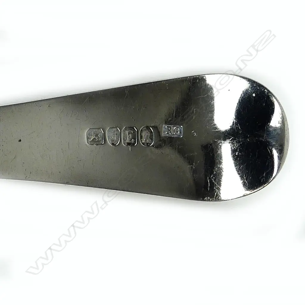 A George III silver Old English soup ladle Image 1++