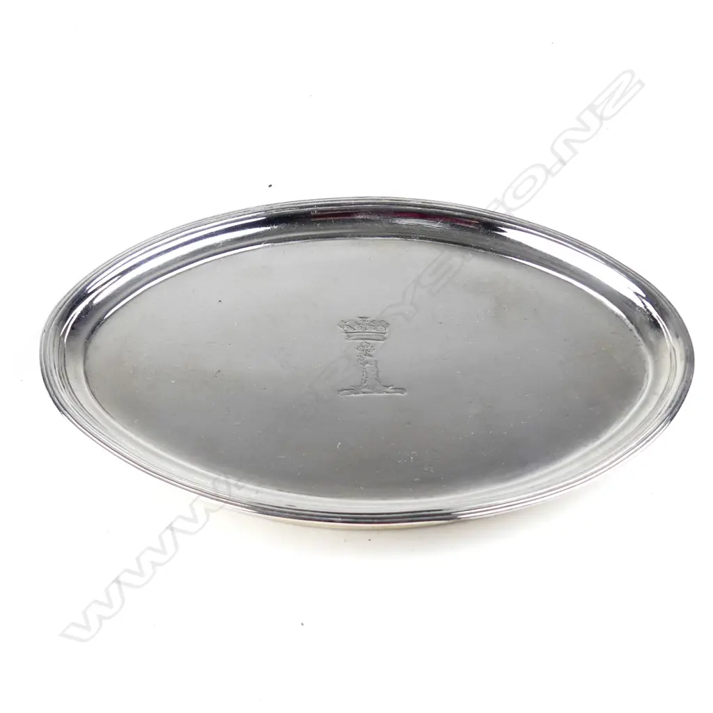 A George III silver teapot stand Image 1++