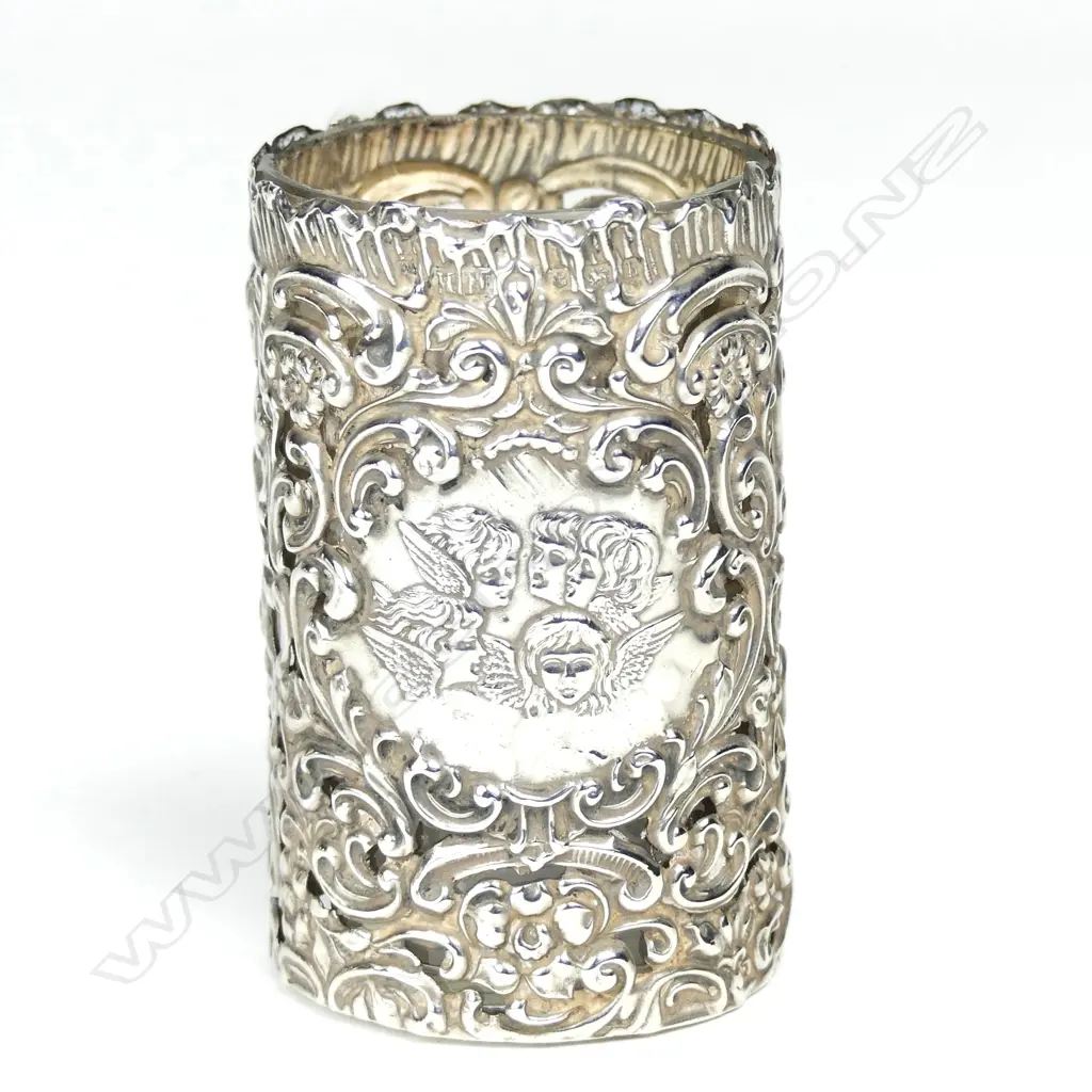 An Edwardian silver cased small glass vase Image 1++