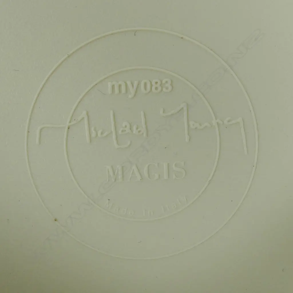 A set of three Magis hard plastic stacking tables Image 1++
