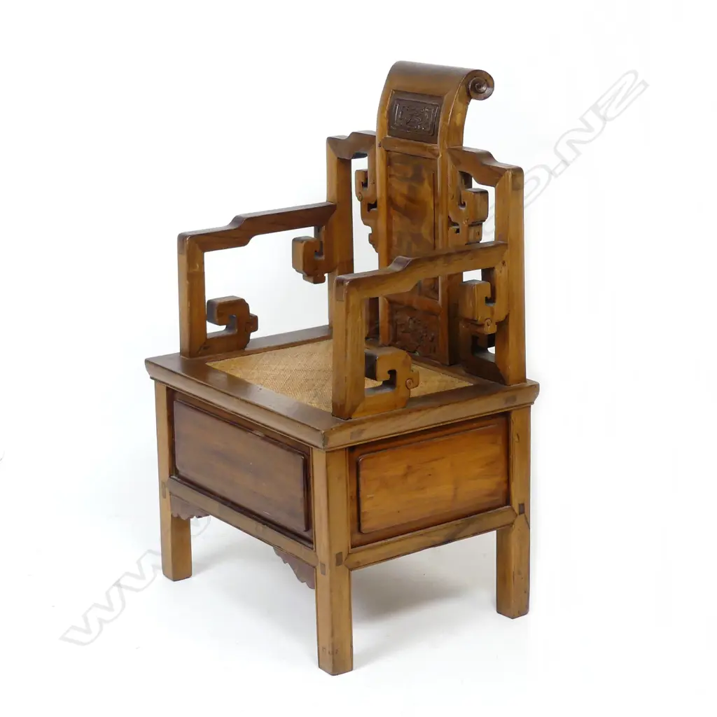 A Chinese child's chair Image 1++