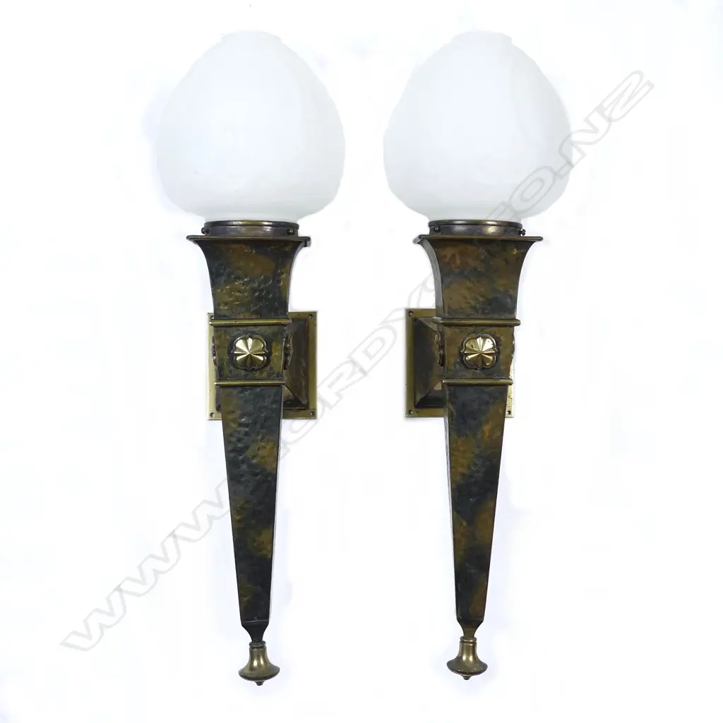 A pair of 1920s brass portico wall lamps Image 1++
