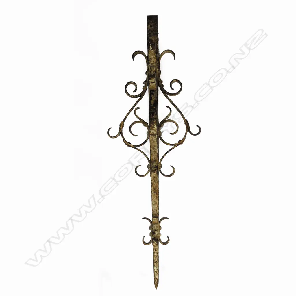 A large 19thC wrought iron finial Image 1++