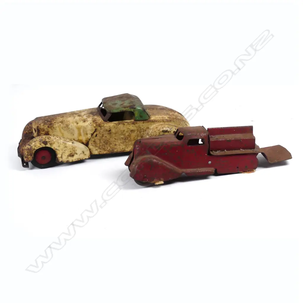 Two old pressed steel toy motor cars Image 1++