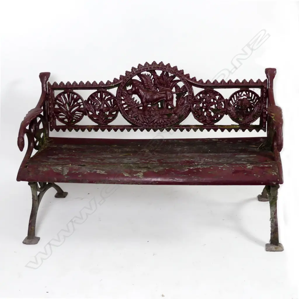 A decorative Victorian cast iron garden bench seat in the manner of Coalbrookdale Image 1++