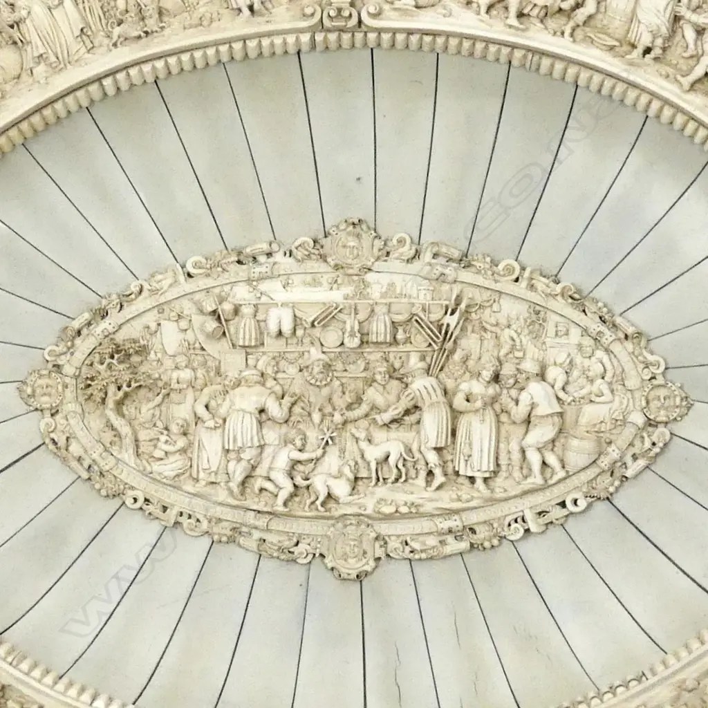 An impressive large carved ivory oval presentation tray Image 1++