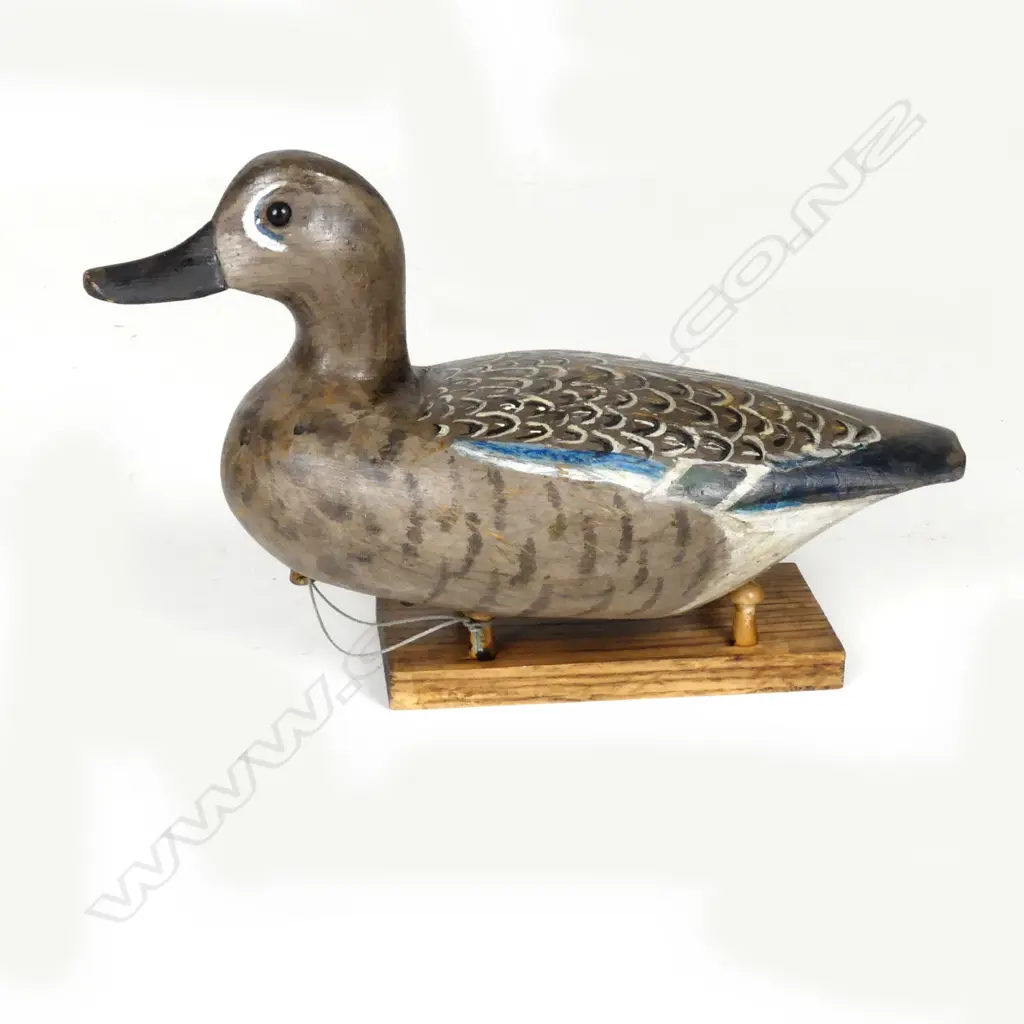 A 11½’ Blue Wing Teal wooden decoy duck Image 1++