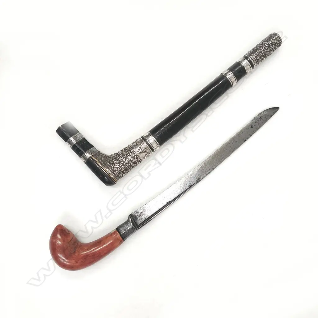 A c.1880 Celebes Bade-bade Image 1++