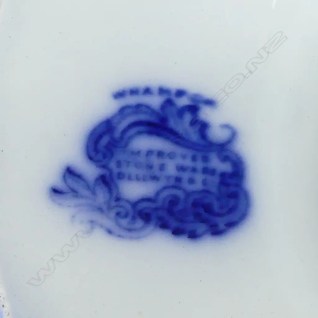 An early 1800s blue and white tazza Image 1++