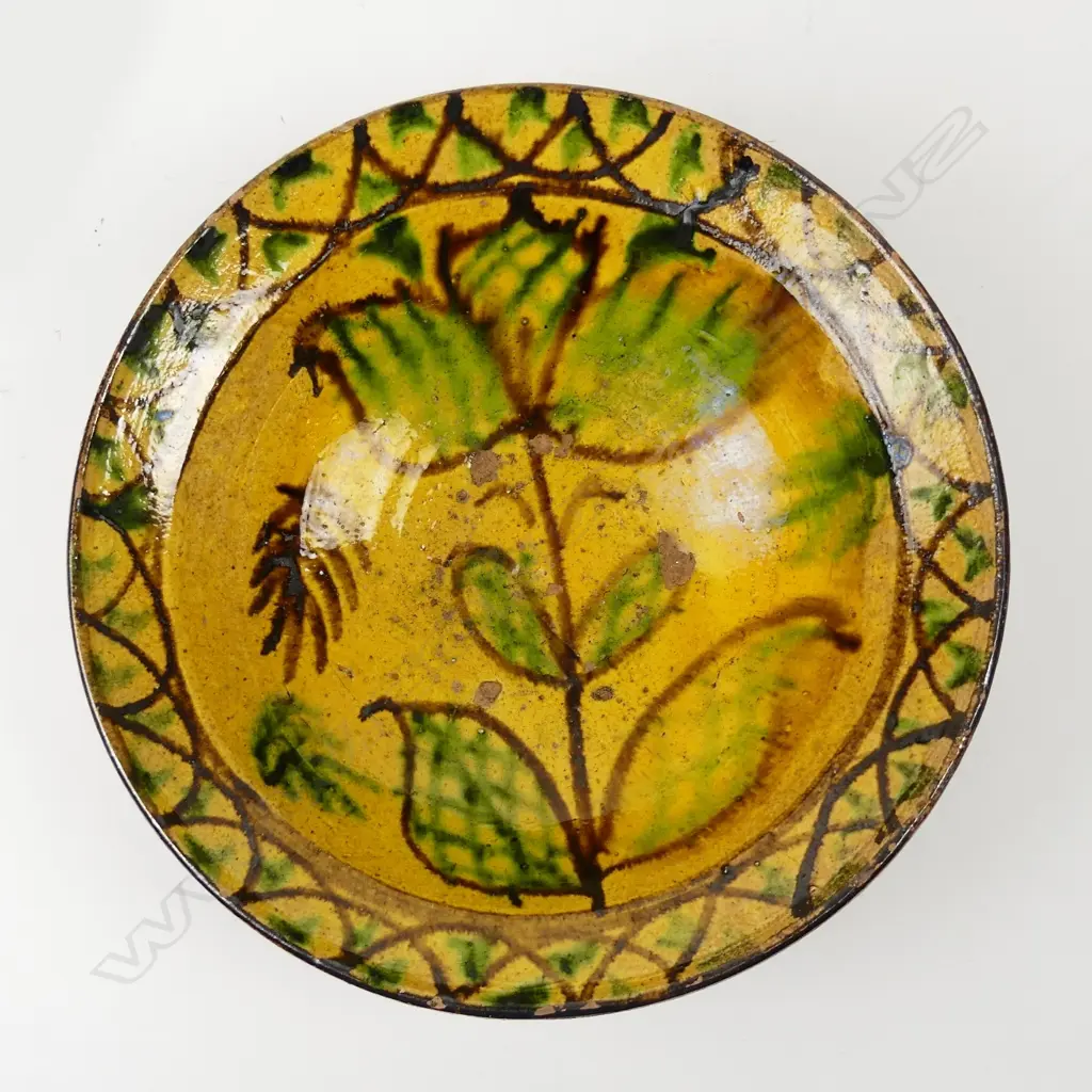An old slip-glazed country pottery bowl Image 1++