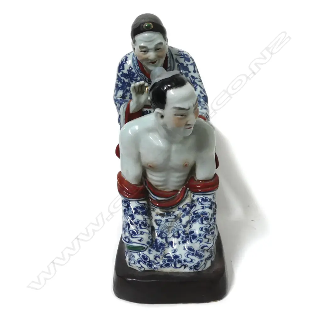 A Chinese porcelain figure group Image 1++
