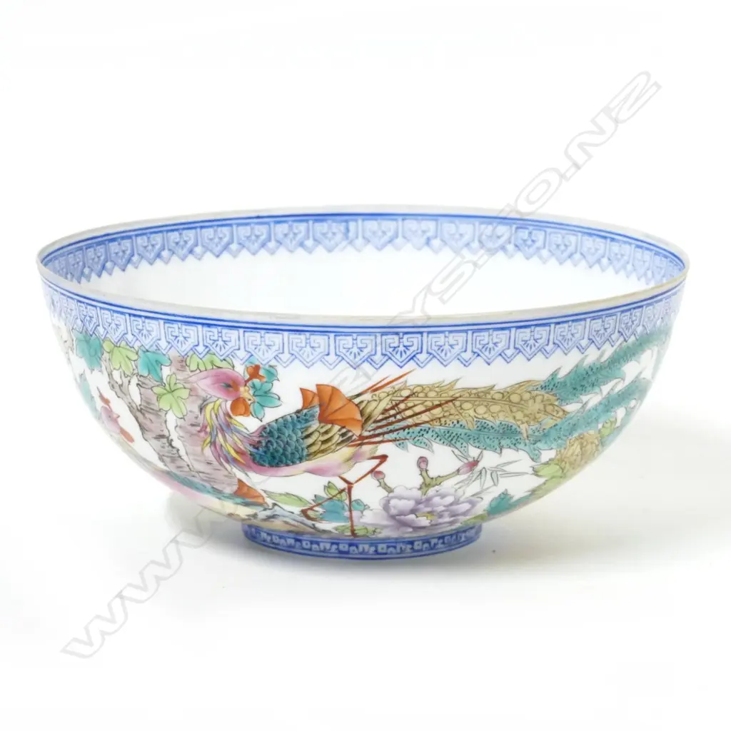 A Chinese fine eggshell porcelain polychrome decorated bowl Image 1++