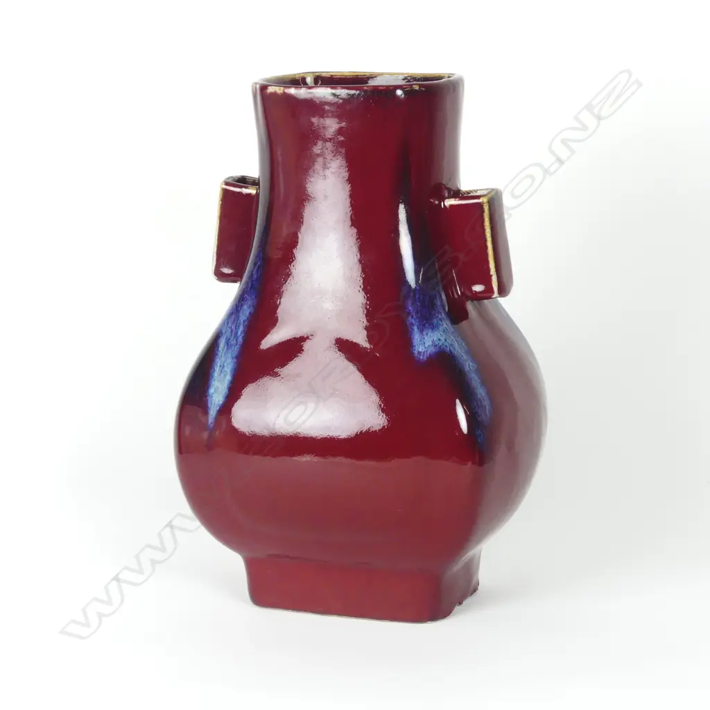 A large Chinese flambé vase Image 1++