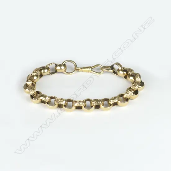 A 9ct. gold bracelet