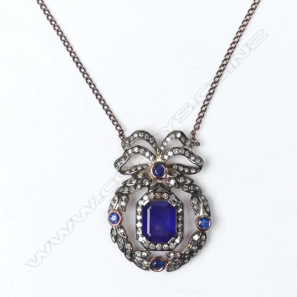 A Belle Époque silver gilt sapphire and diamond pendant Image 1++