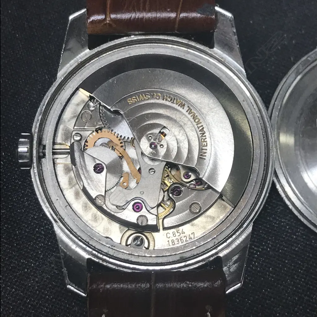 A vintage IWC Schaffhausen gent's wristwatch Image 1++