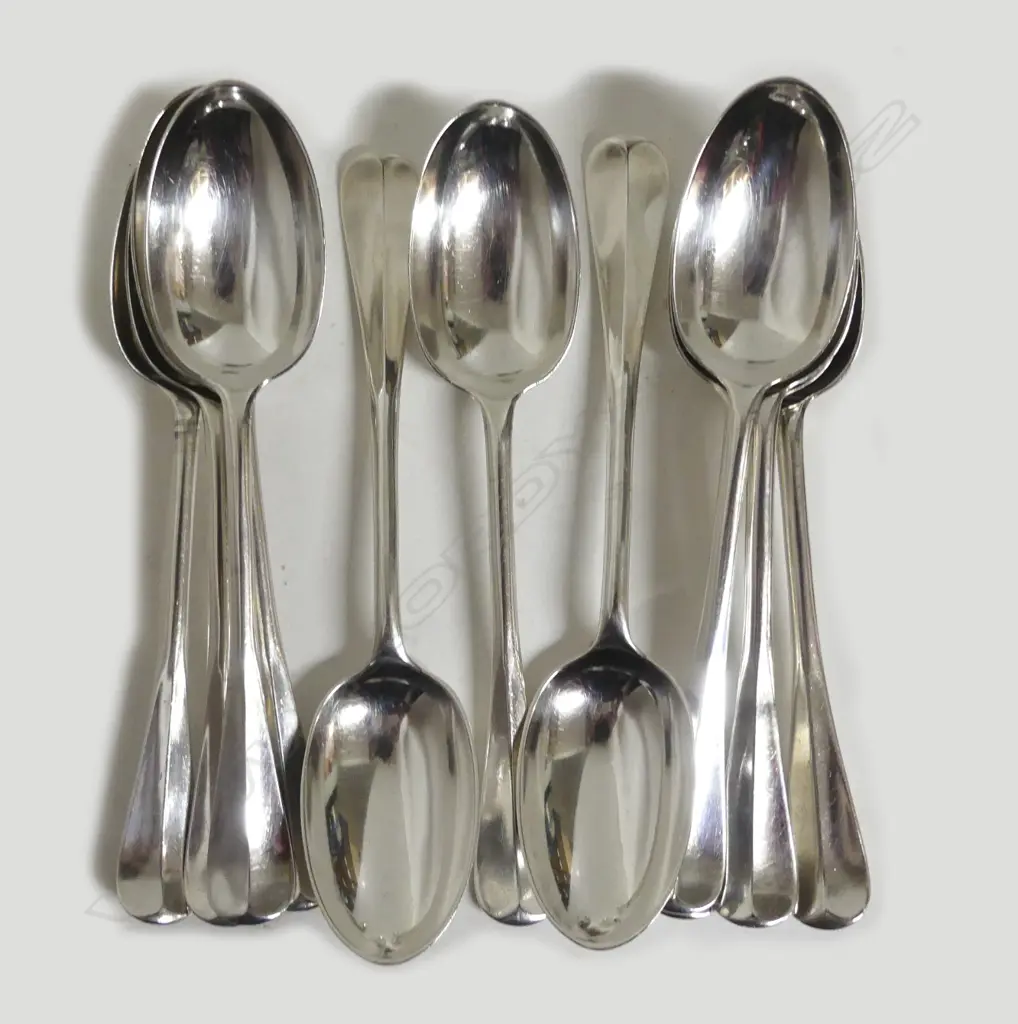 12 silver dessert spoons Image 1++