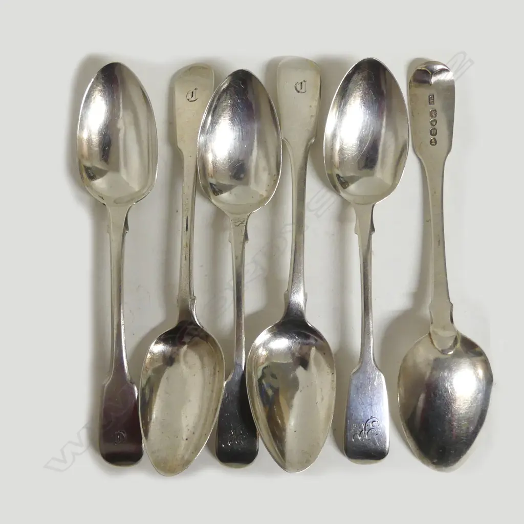 Six silver dessert spoons Image 1++