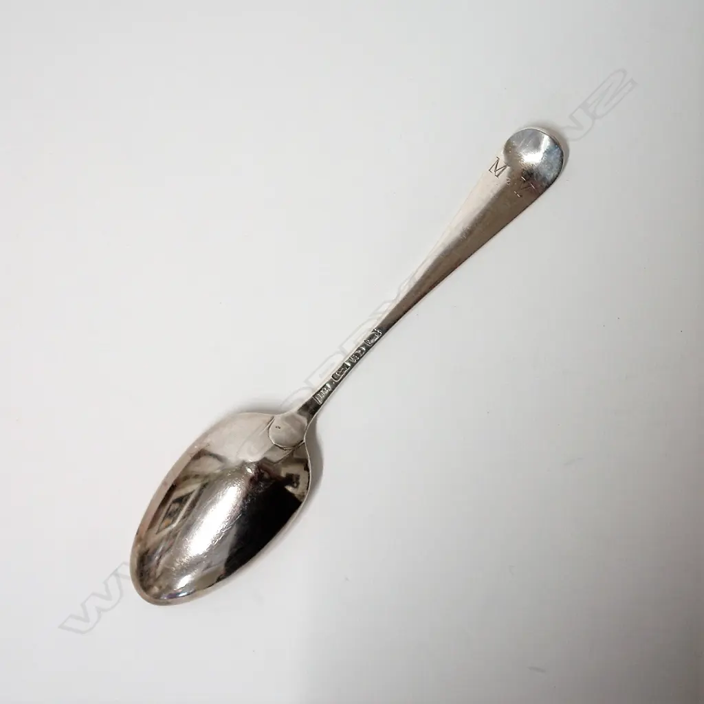 An early George III silver bottom marked tablespoon Image 1++