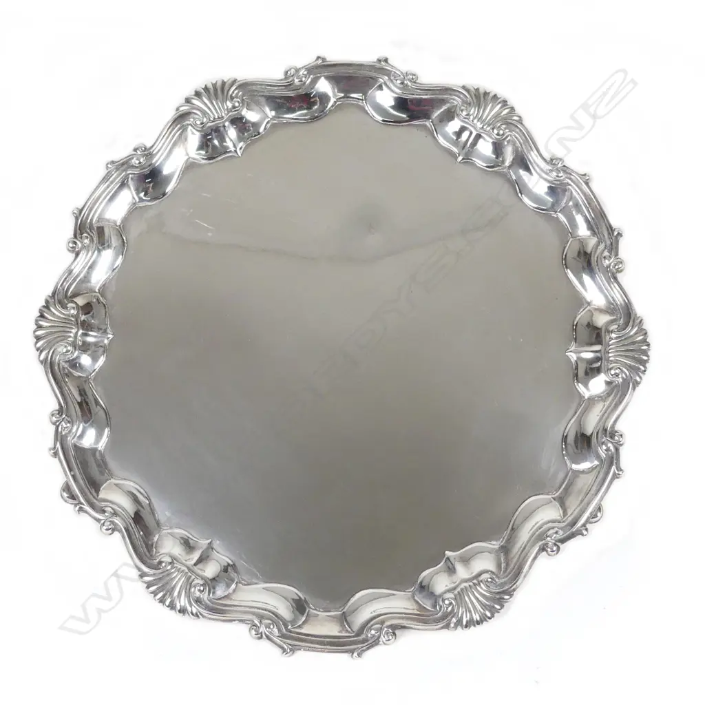 A George II silver salver Image 1++