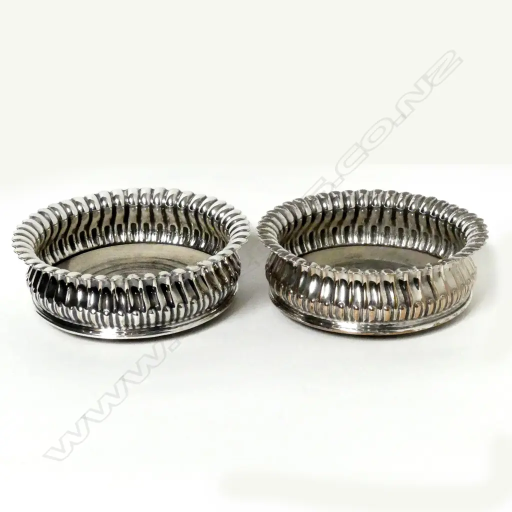 A pair of Old Sheffield Plate decanter coasters Image 1++