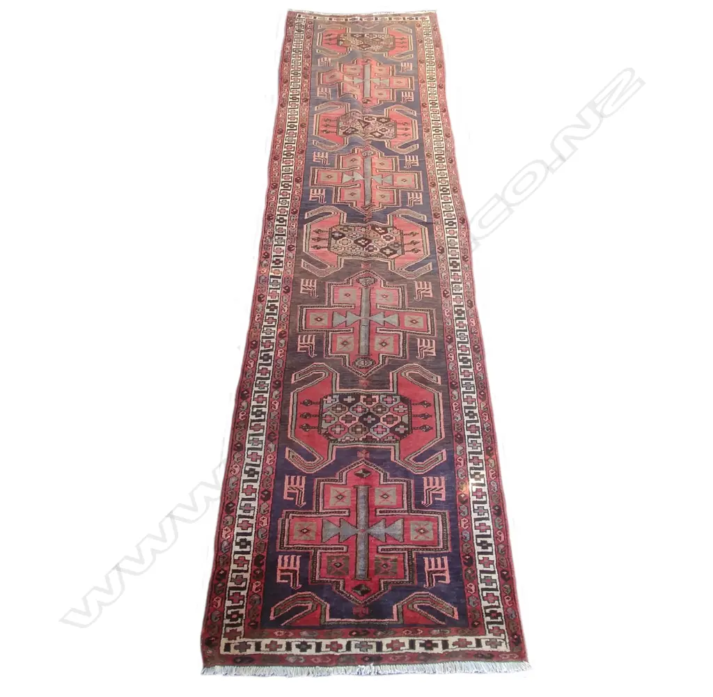 A hand knotted Hamadan runner Image 1++