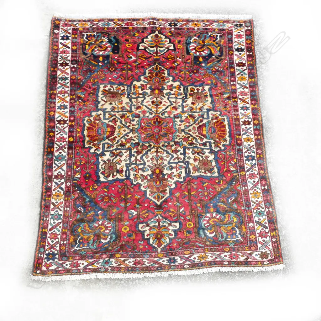 A hand knotted Hamadan carpet Image 1++