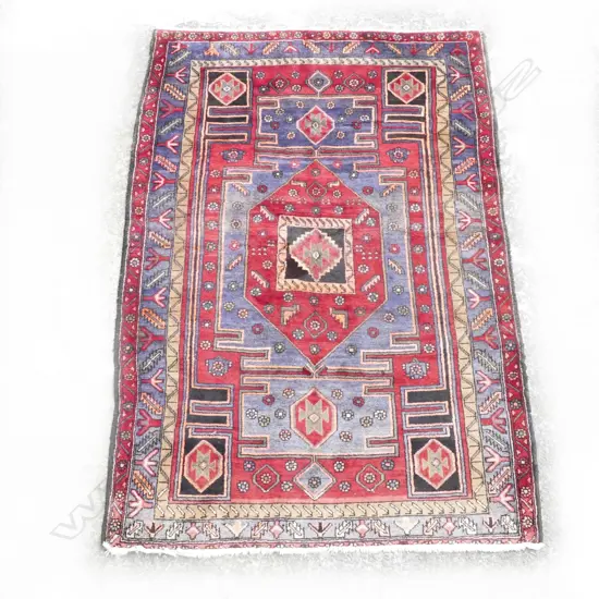 A Hamadan hand knotted rug