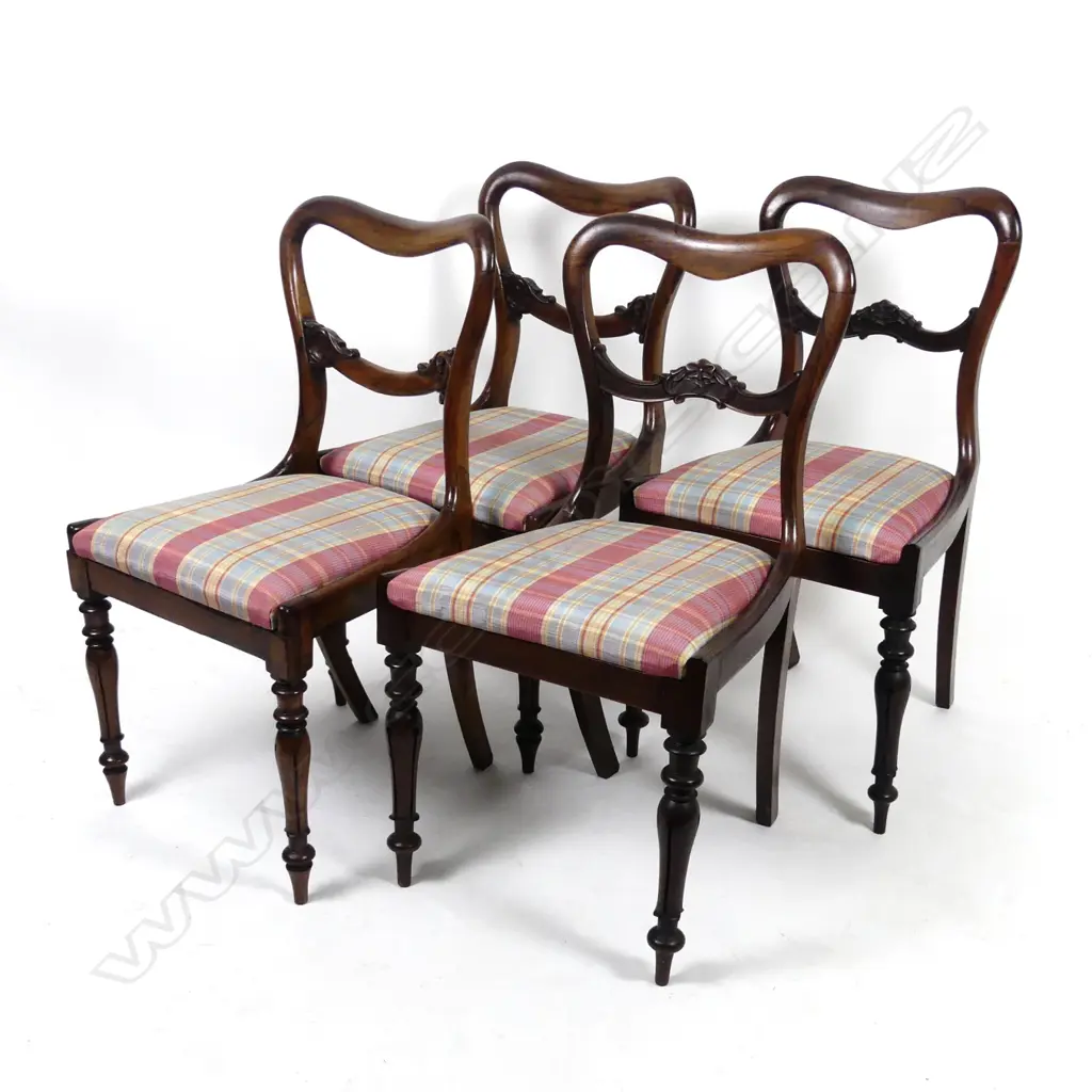 Four early Victorian rosewood saddle-back dining chairs Image 1++