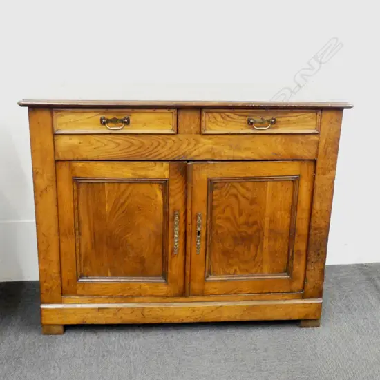 A 19thC Continental oak dresser base